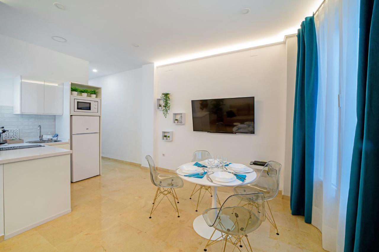 Malaga Historical Centre Luxury Apartment Luaran gambar